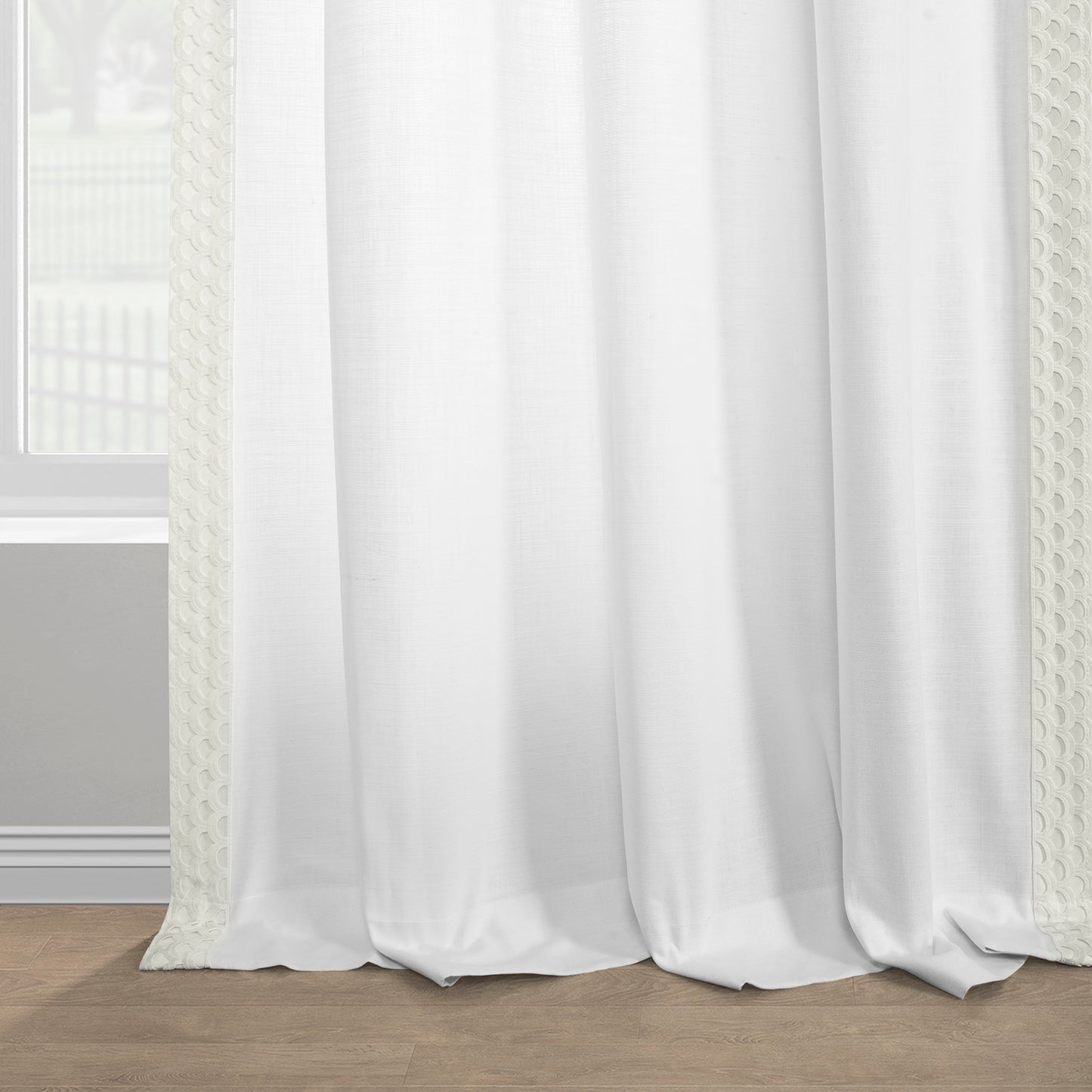 Scalloped White Bordered Modern Hampton Textured Cotton Light Filtering Curtain