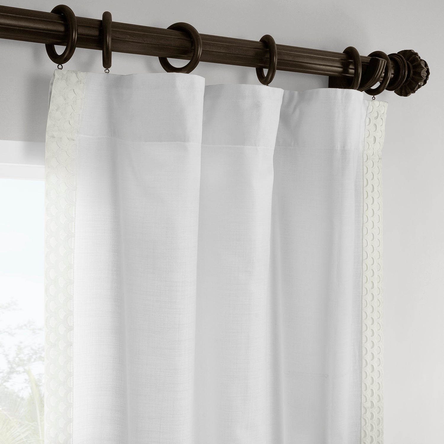 Scalloped White Bordered Modern Hampton Textured Cotton Light Filtering Curtain