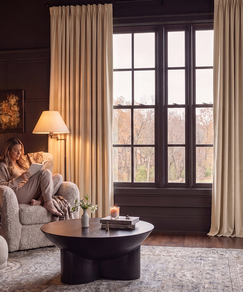 Room Darkening: A comfortable balance of privacy and light control, room-darkening curtains reduce outside light without making the space completely dark.