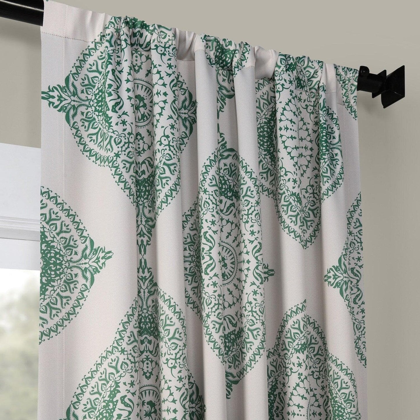 Henna Clover Room Darkening Curtain