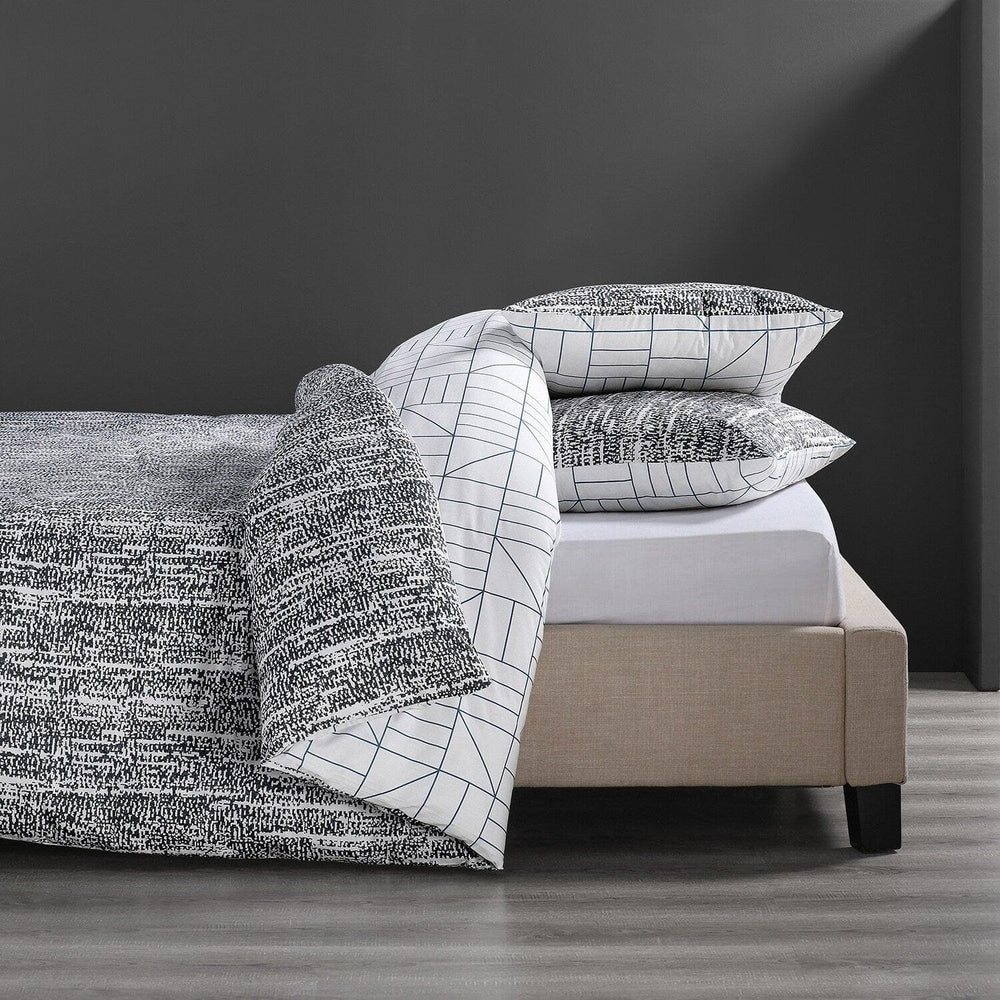 Rave Blue Printed Cotton Percale Reversible Duvet Set